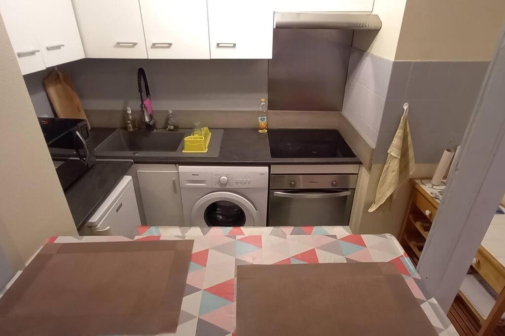 Le Gambetta T2 Cosy Hypercentre Wifi Fibre Avec Parking Apartment Pau Exterior photo